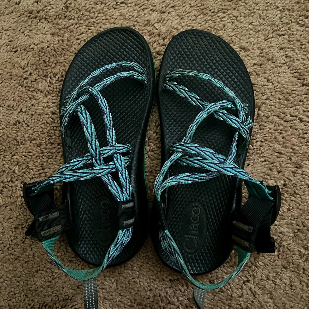 Chacos!